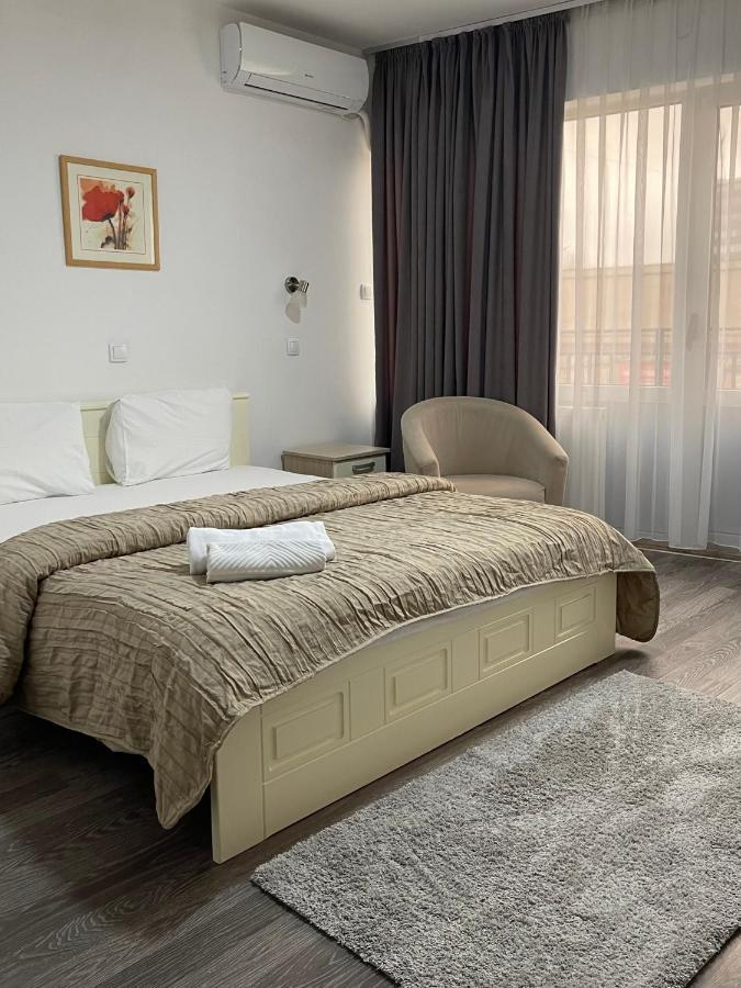 Zaječar Garni Hotel Hamburg מראה חיצוני תמונה