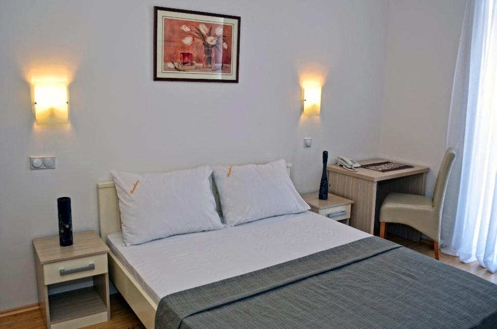 Zaječar Garni Hotel Hamburg חדר תמונה