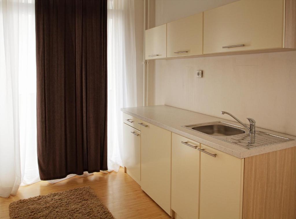 Zaječar Garni Hotel Hamburg חדר תמונה